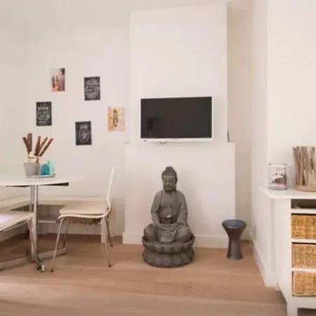 Apartament Luxury In Popular Area